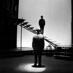 Los Invasores. Fotografía de René Combeau (1963). Archivo de la Escena Teatral de la Escuela de Teatro UC